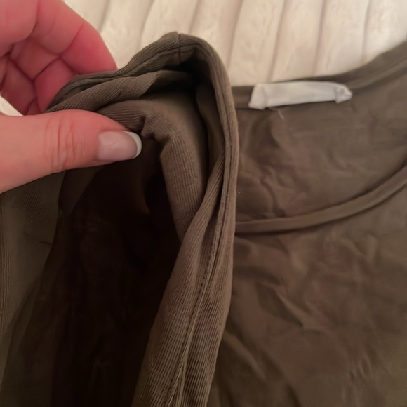 Tank top - Picture 2 of 6